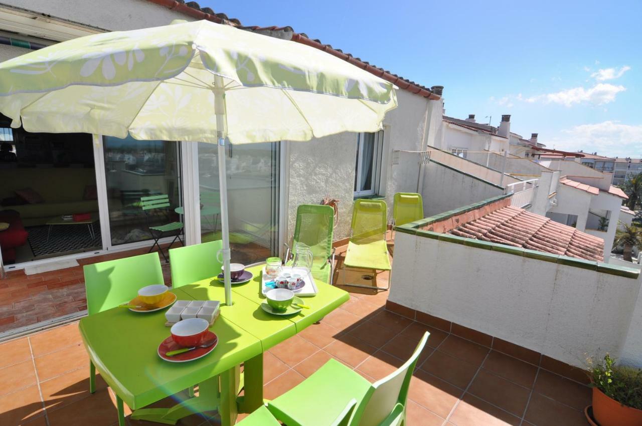 Rnet - Empuriabrava Valira Apartment ภายนอก รูปภาพ